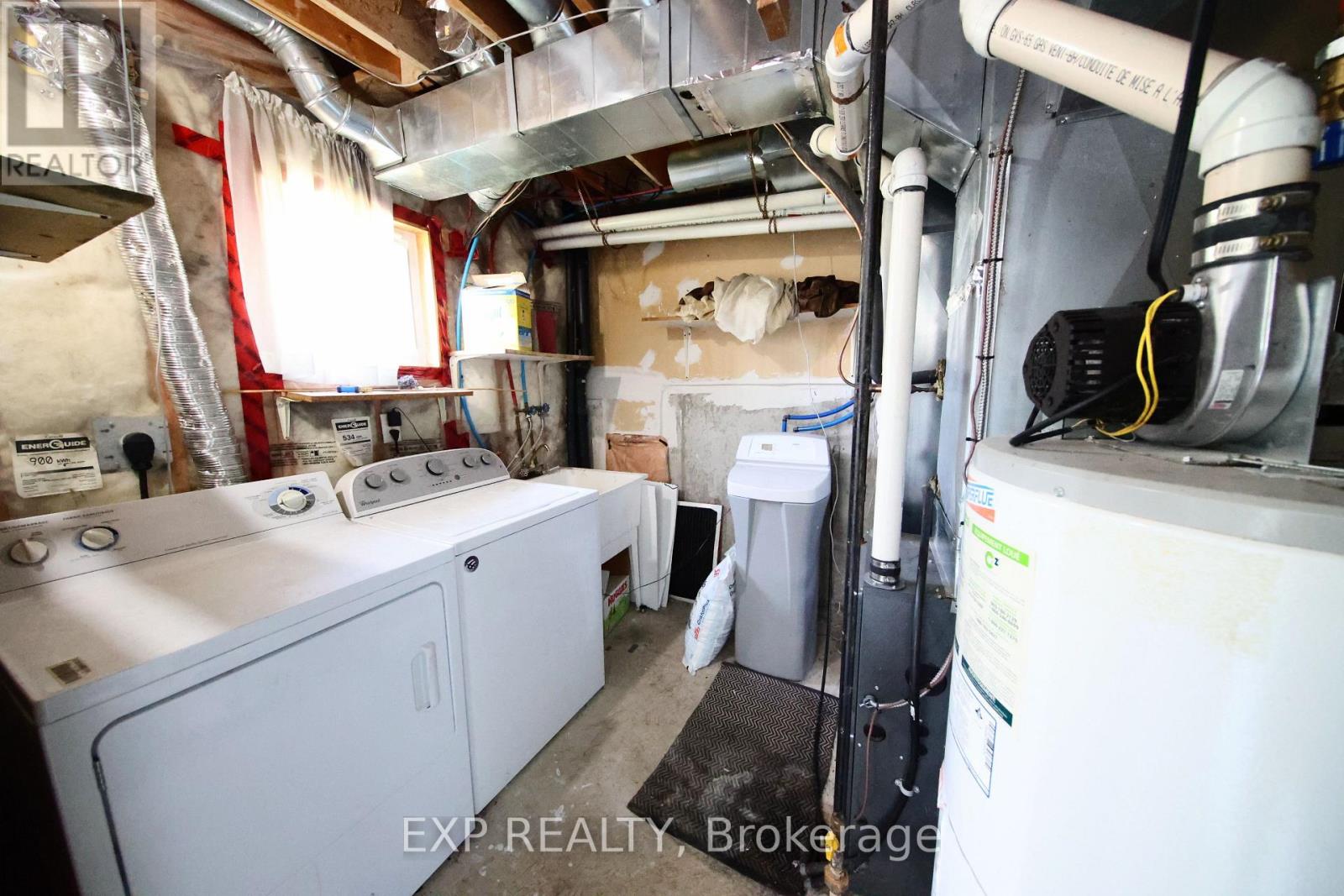 1036 Southport Drive Property Photo 29