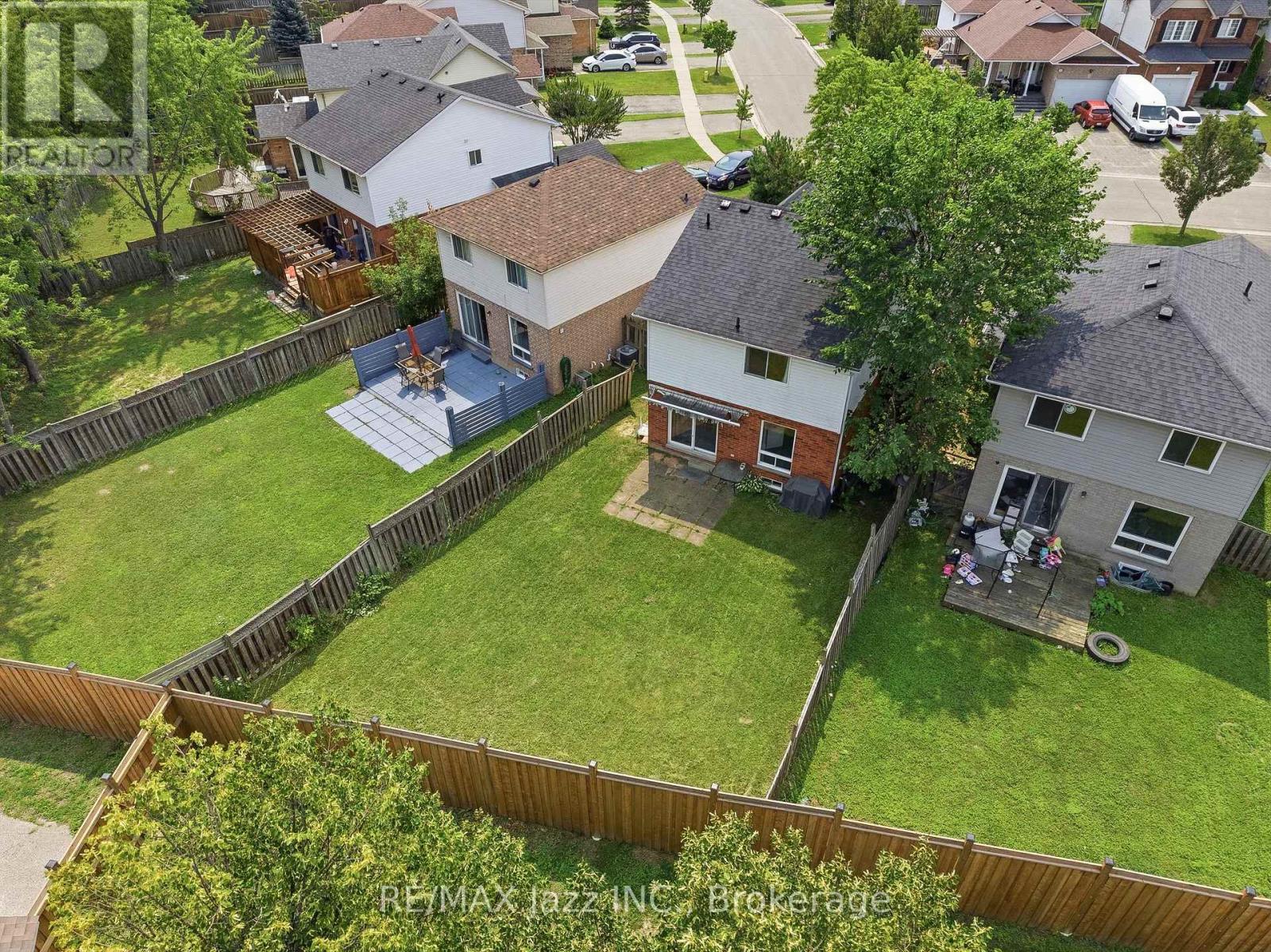 1855 Dalhousie Crescent Property Photo 41