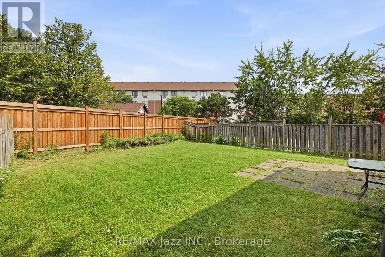 1855 Dalhousie Crescent Property Photo 42