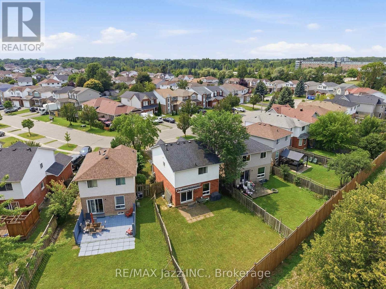 1855 Dalhousie Crescent Property Photo 43