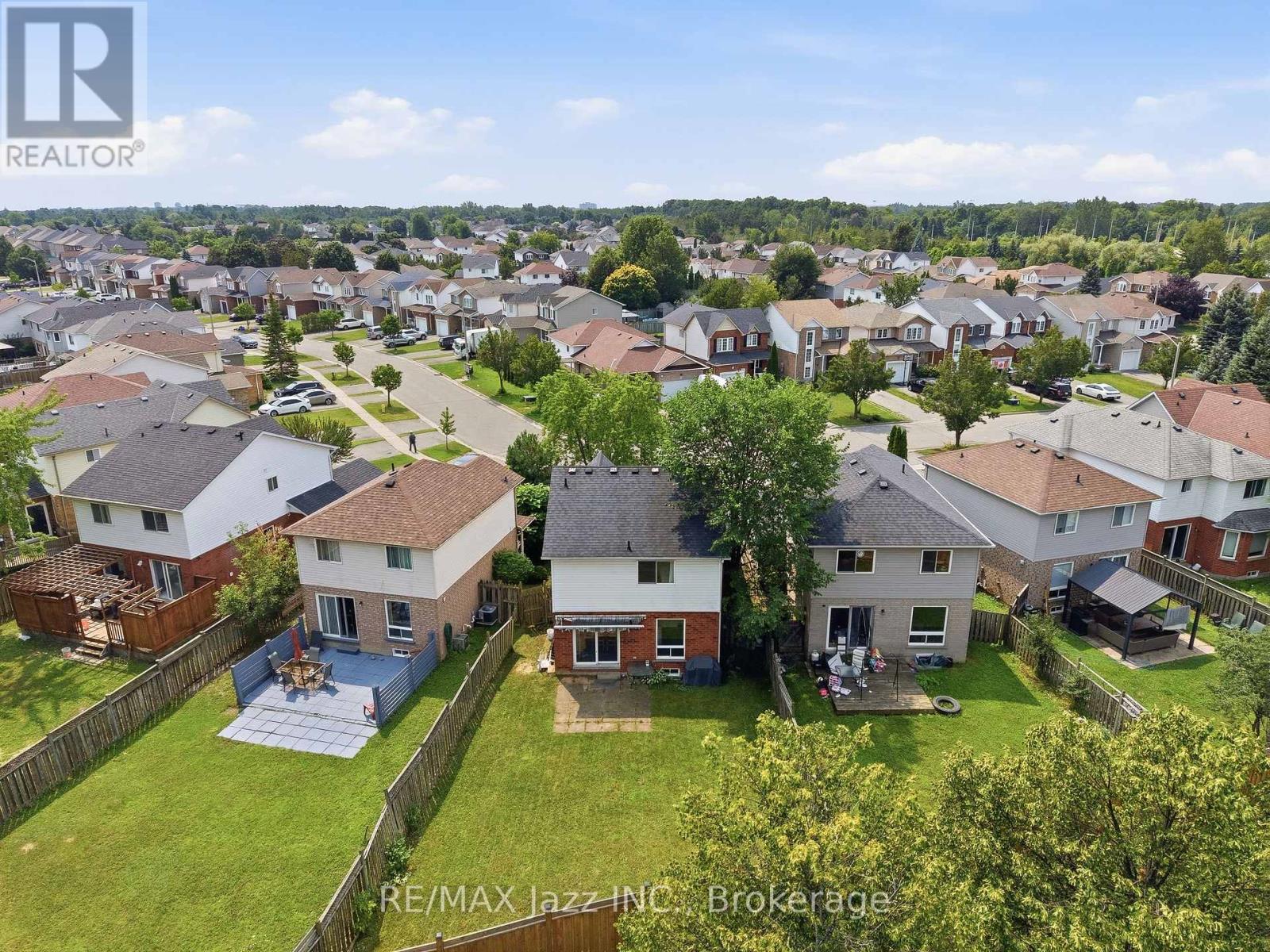 1855 Dalhousie Crescent Property Photo 49