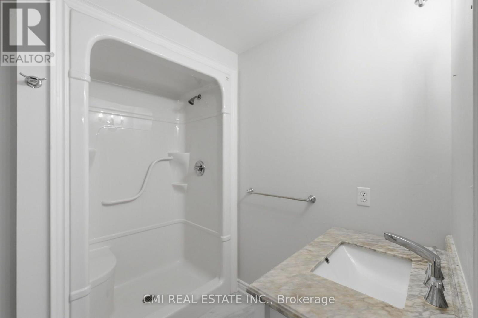7 - 460 Woodmount Drive Property Photo 29