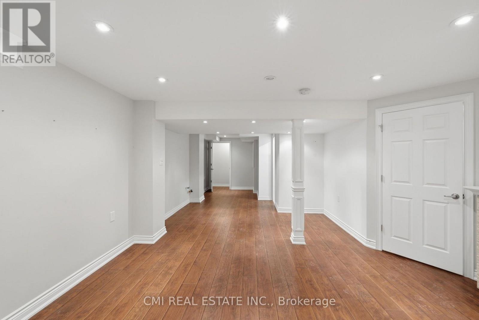 7 - 460 Woodmount Drive Property Photo 35