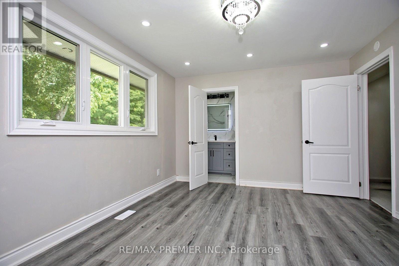 4430 Liberty Street N Property Photo 13