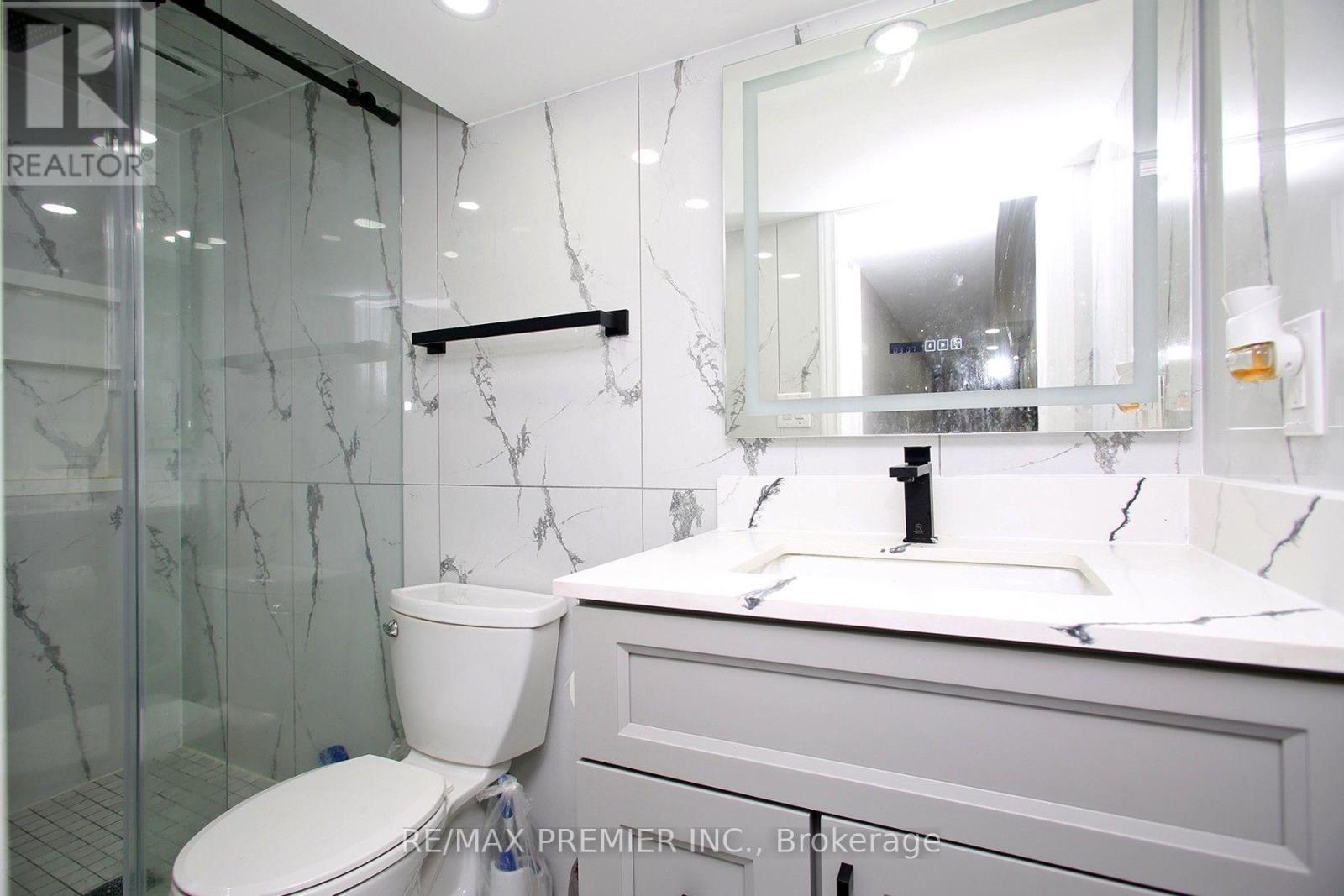 4430 Liberty Street N Property Photo 24