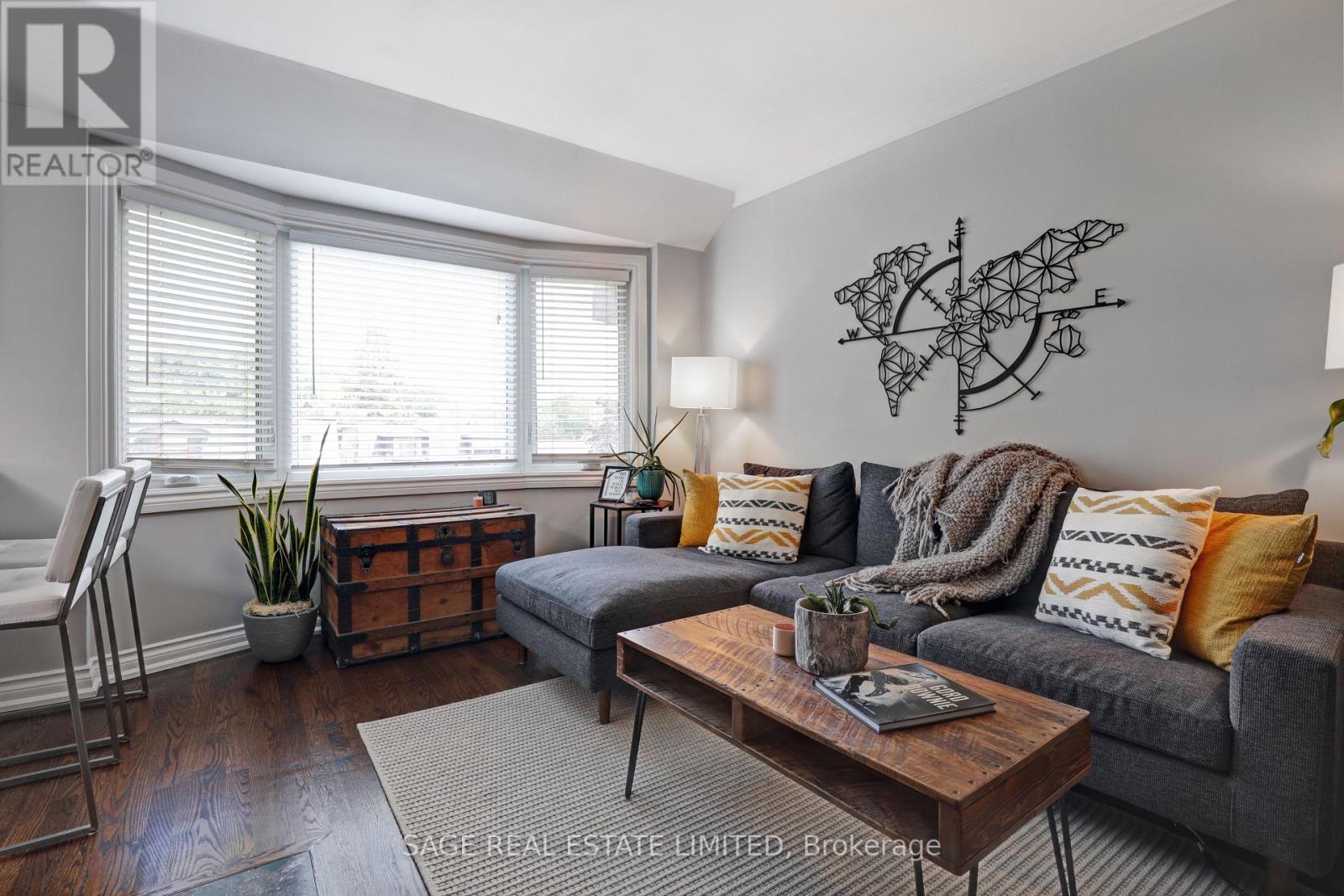 301 - 60 Kippendavie Avenue Property Photo 2
