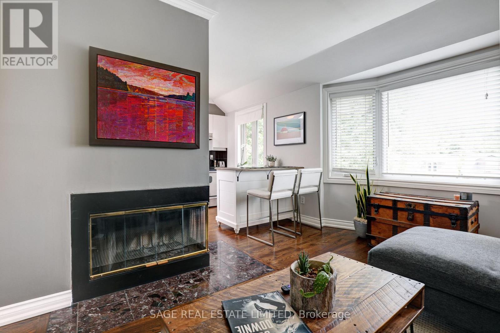 301 - 60 Kippendavie Avenue Property Photo 10