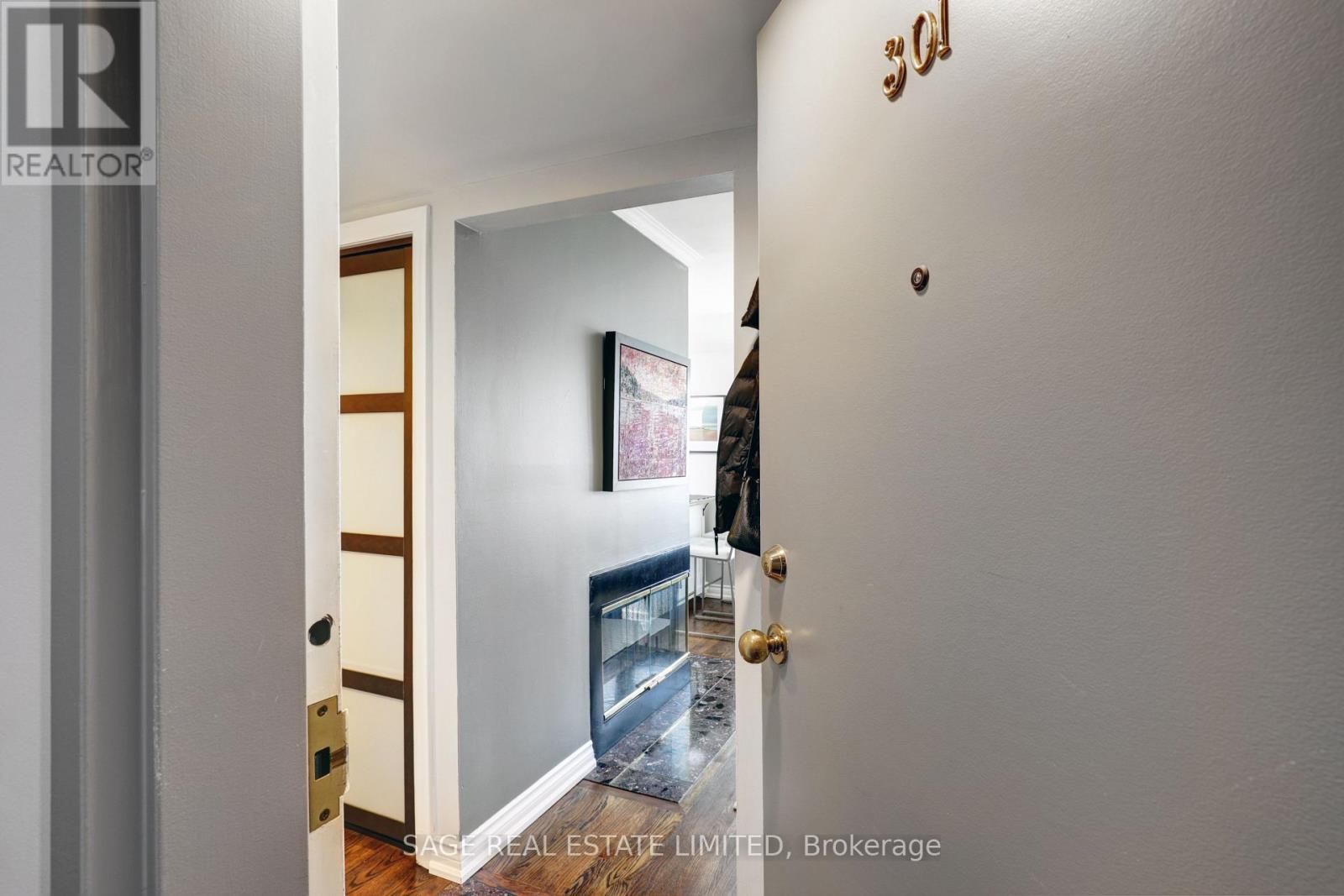 301 - 60 Kippendavie Avenue Property Photo 27