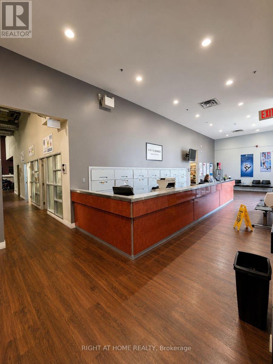 1399 Kennedy Road Property Photo 8
