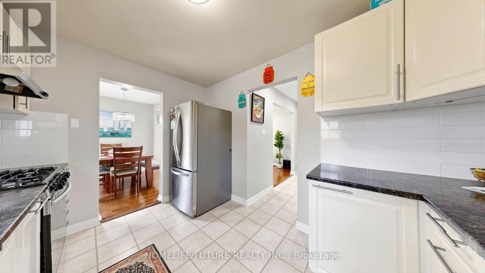 168 Large Crescent Property Photo 9