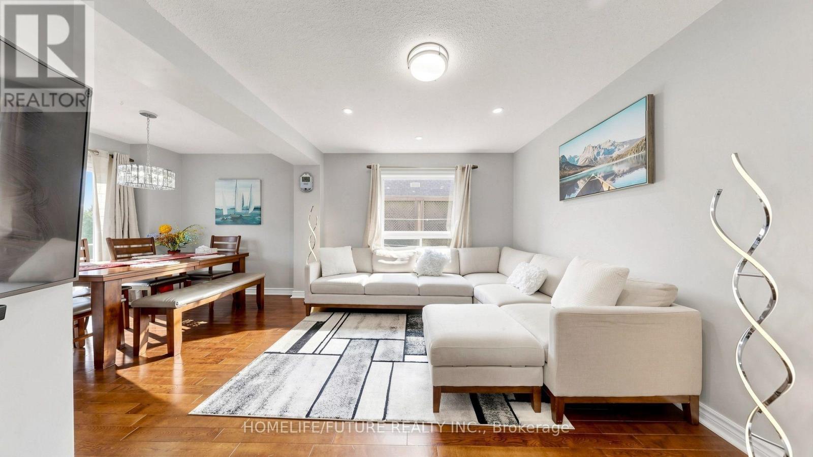 168 Large Crescent Property Photo 18
