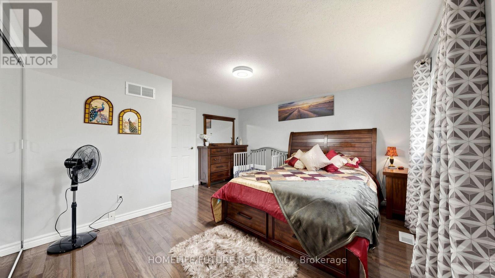 168 Large Crescent Property Photo 20