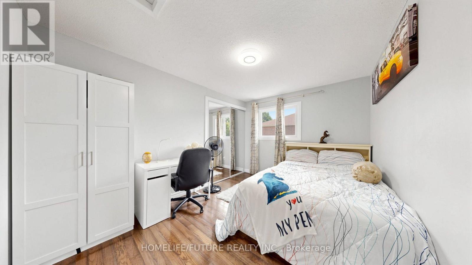 168 Large Crescent Property Photo 23