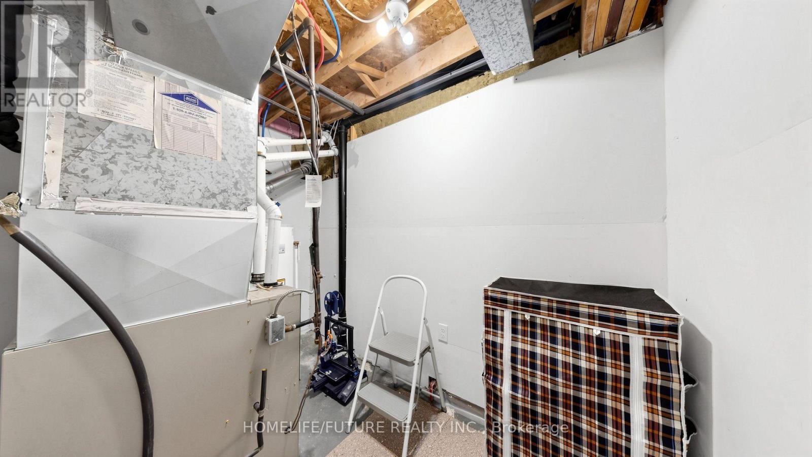 168 Large Crescent Property Photo 46