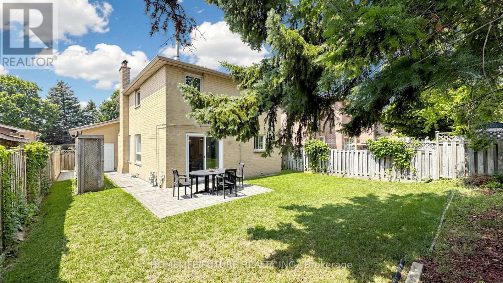 168 Large Crescent Property Photo 48