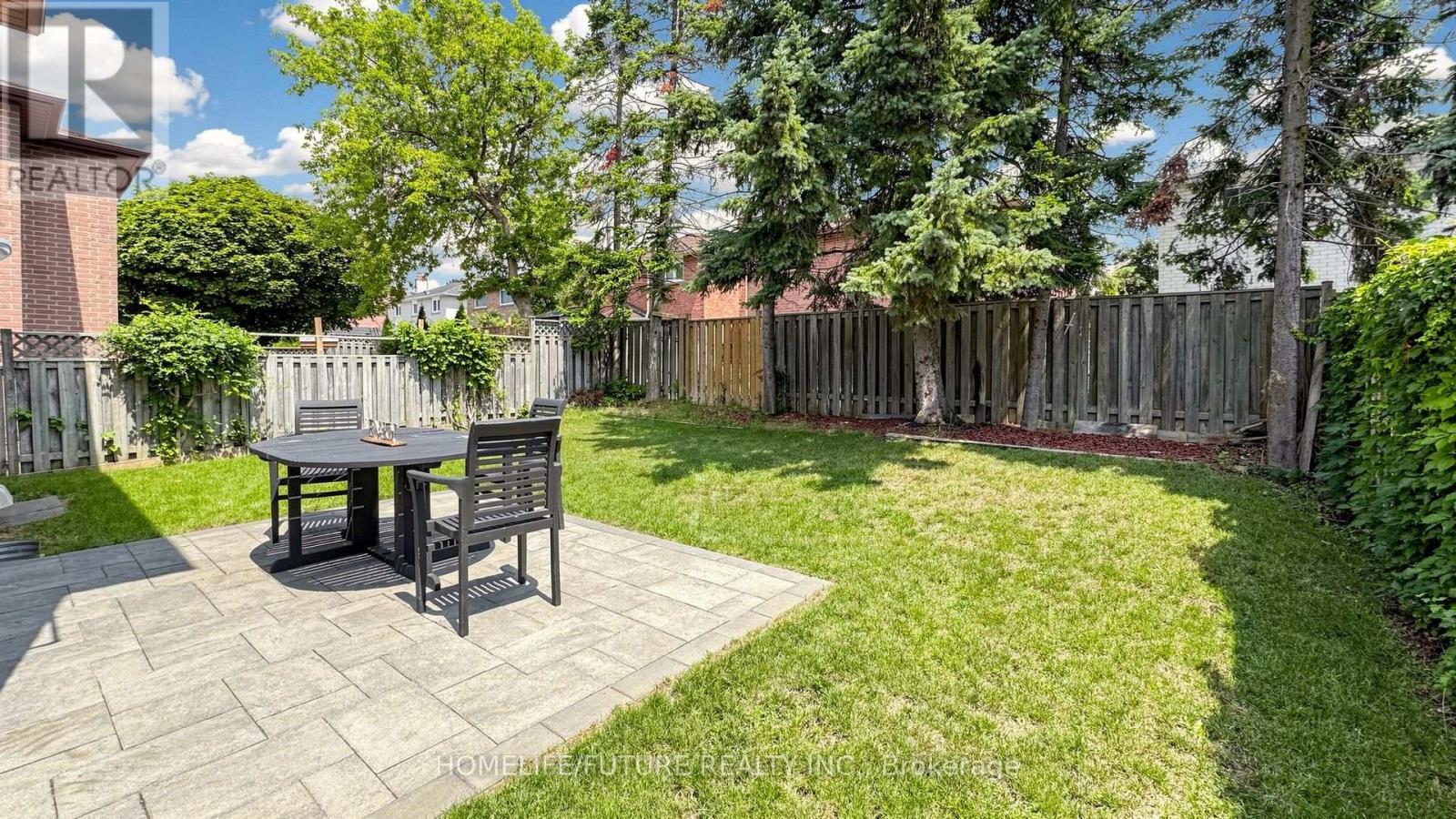 168 Large Crescent Property Photo 50