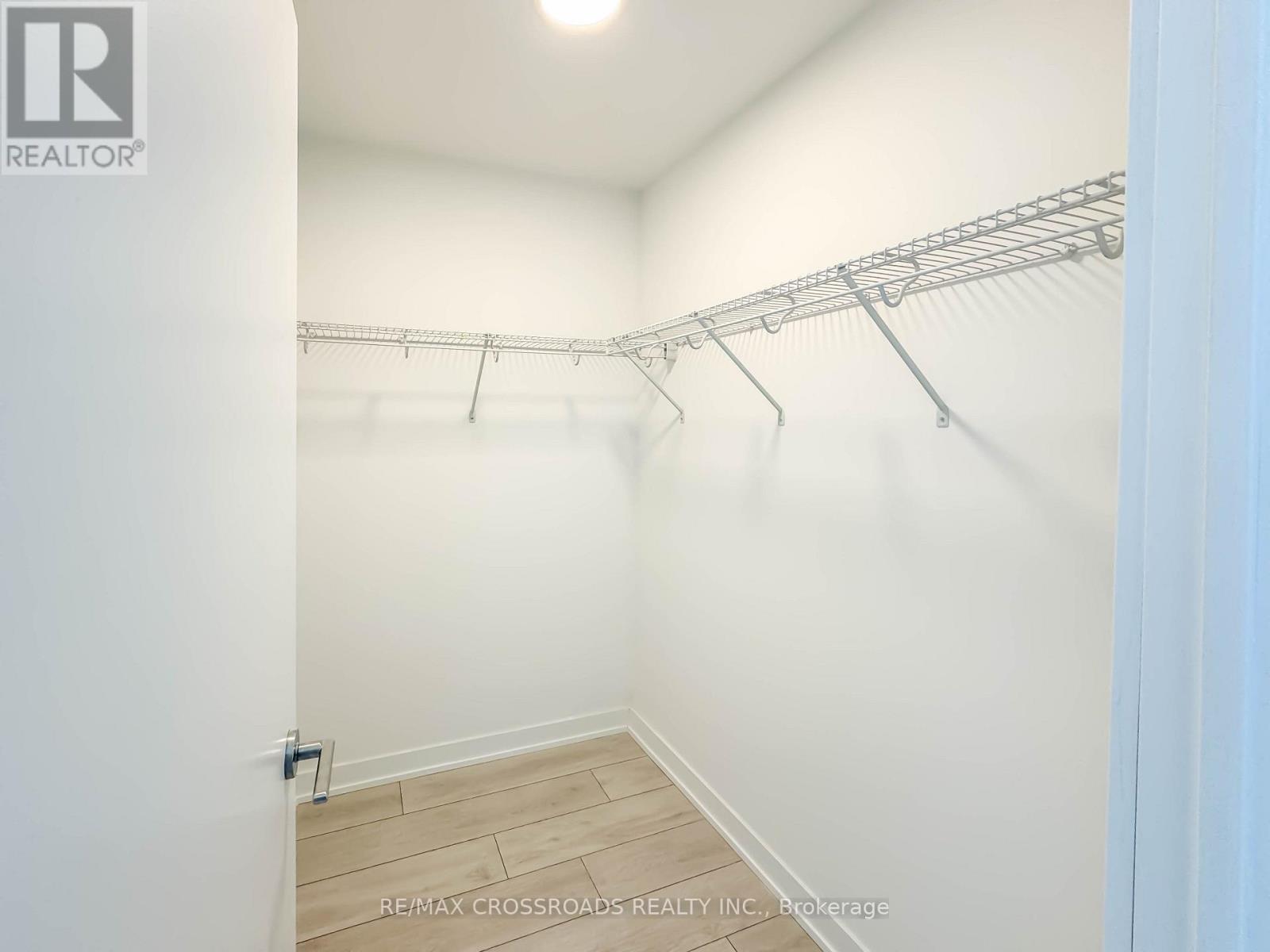 205 - 1606 Charles Street Property Photo 12