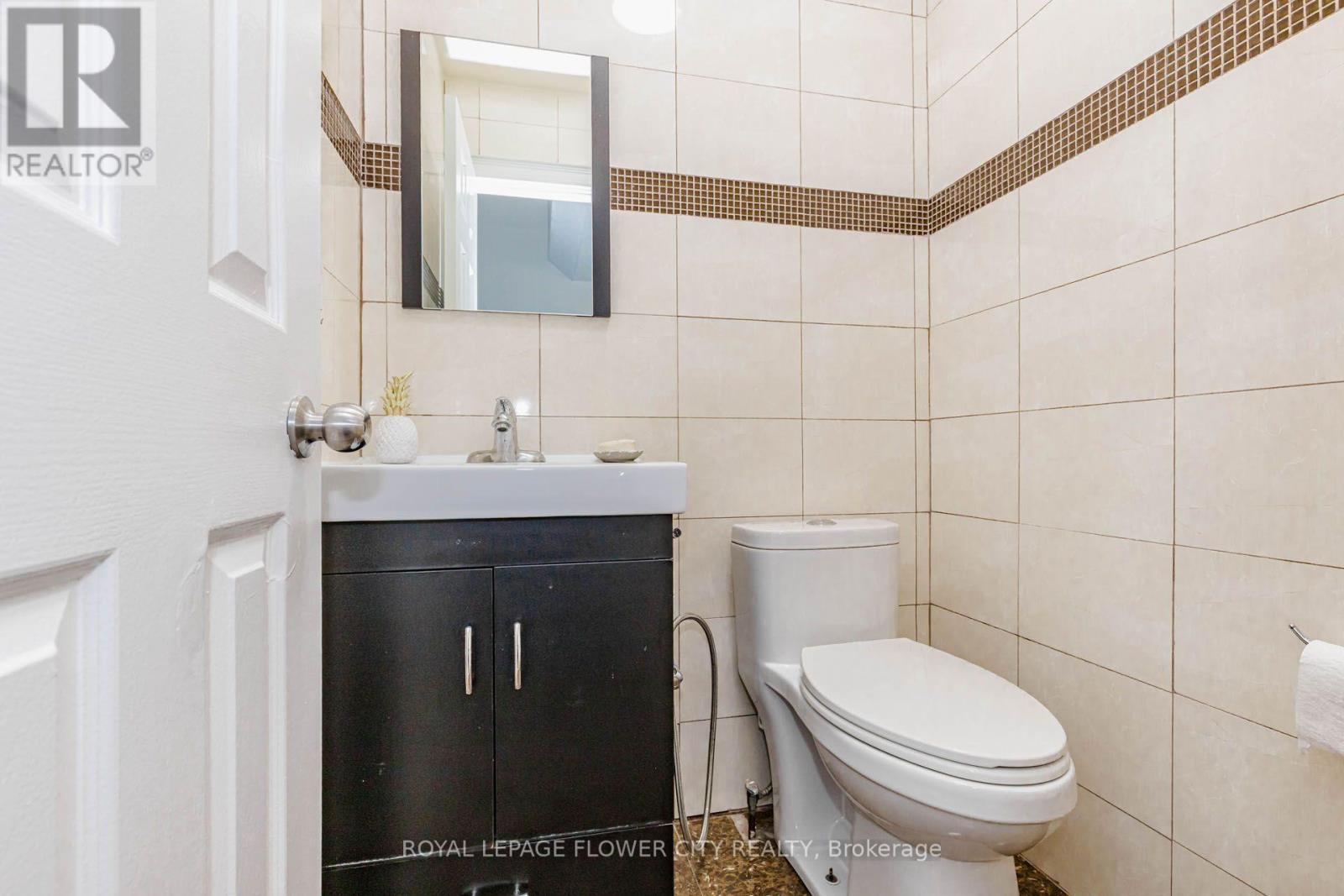 1530 Somergrove Crescent Property Photo 19