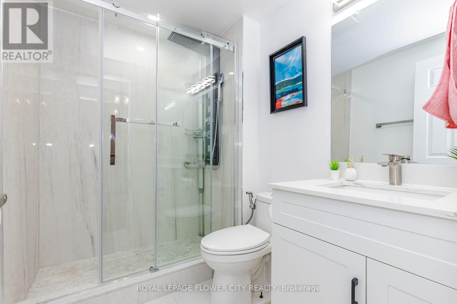 1530 Somergrove Crescent Property Photo 27