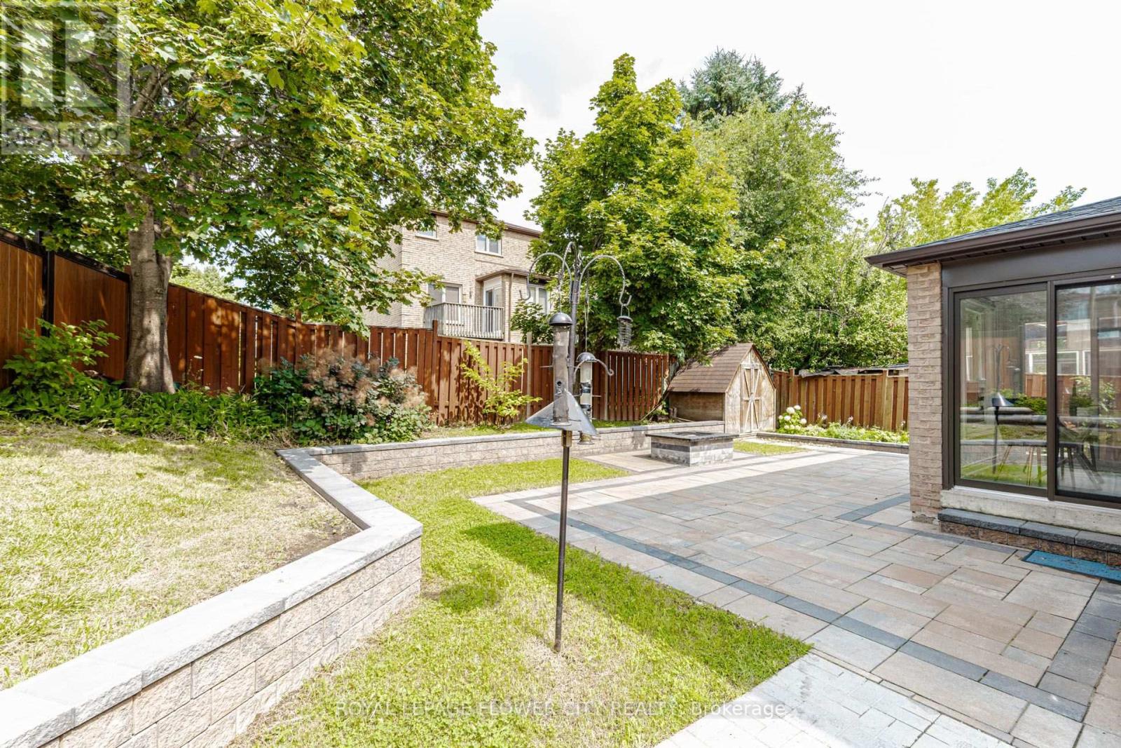 1530 Somergrove Crescent Property Photo 40