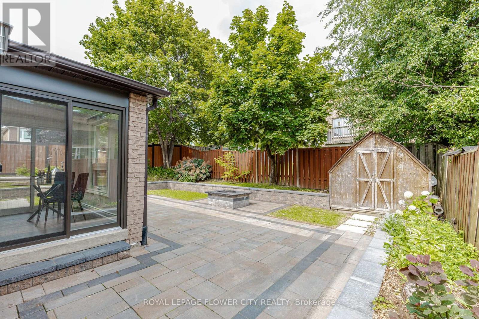 1530 Somergrove Crescent Property Photo 44