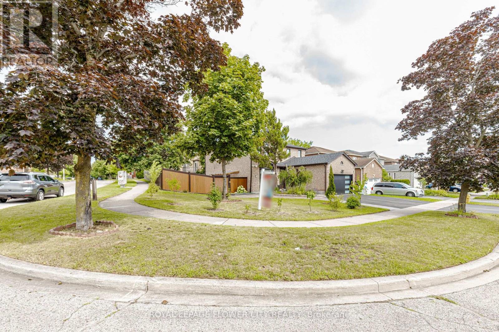 1530 Somergrove Crescent Property Photo 45