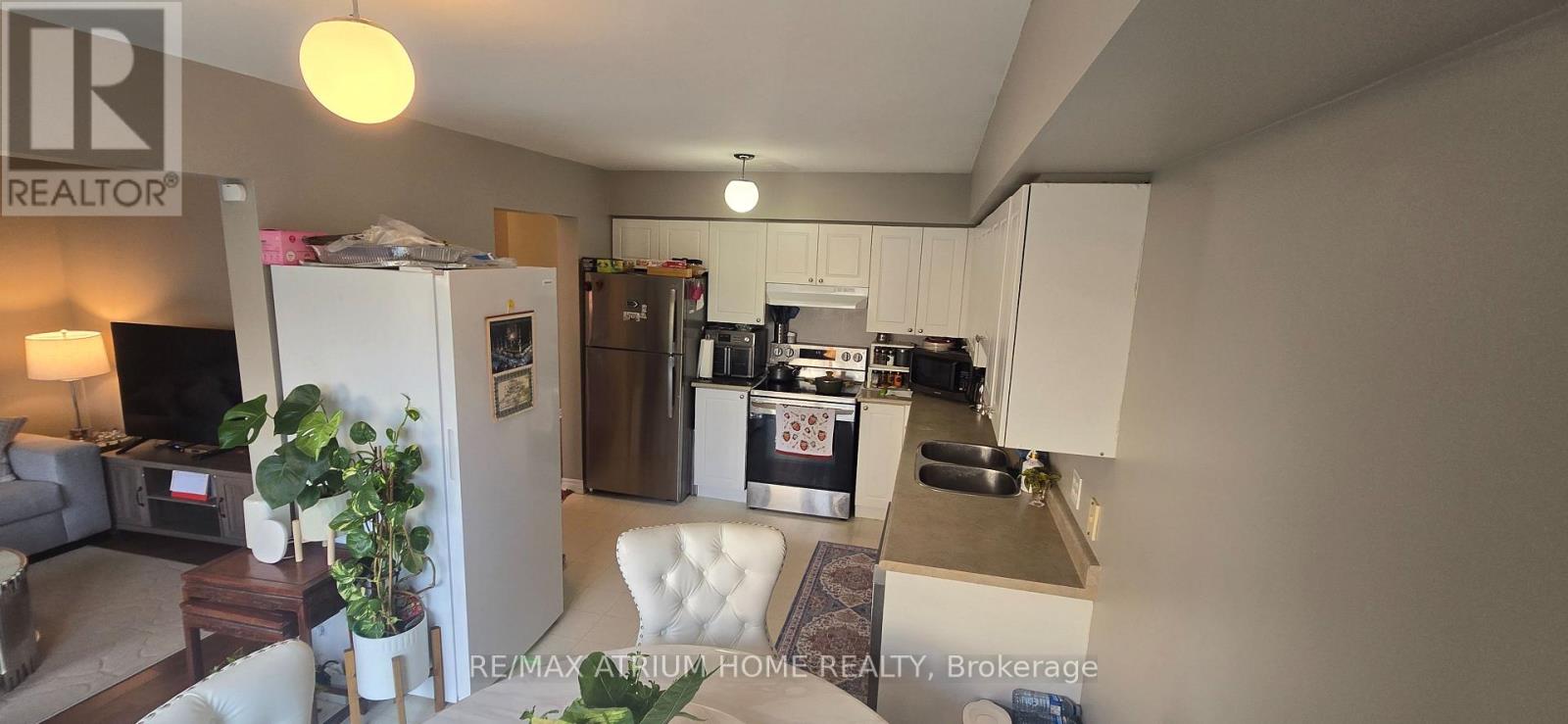 431 Drew Street Property Photo 12