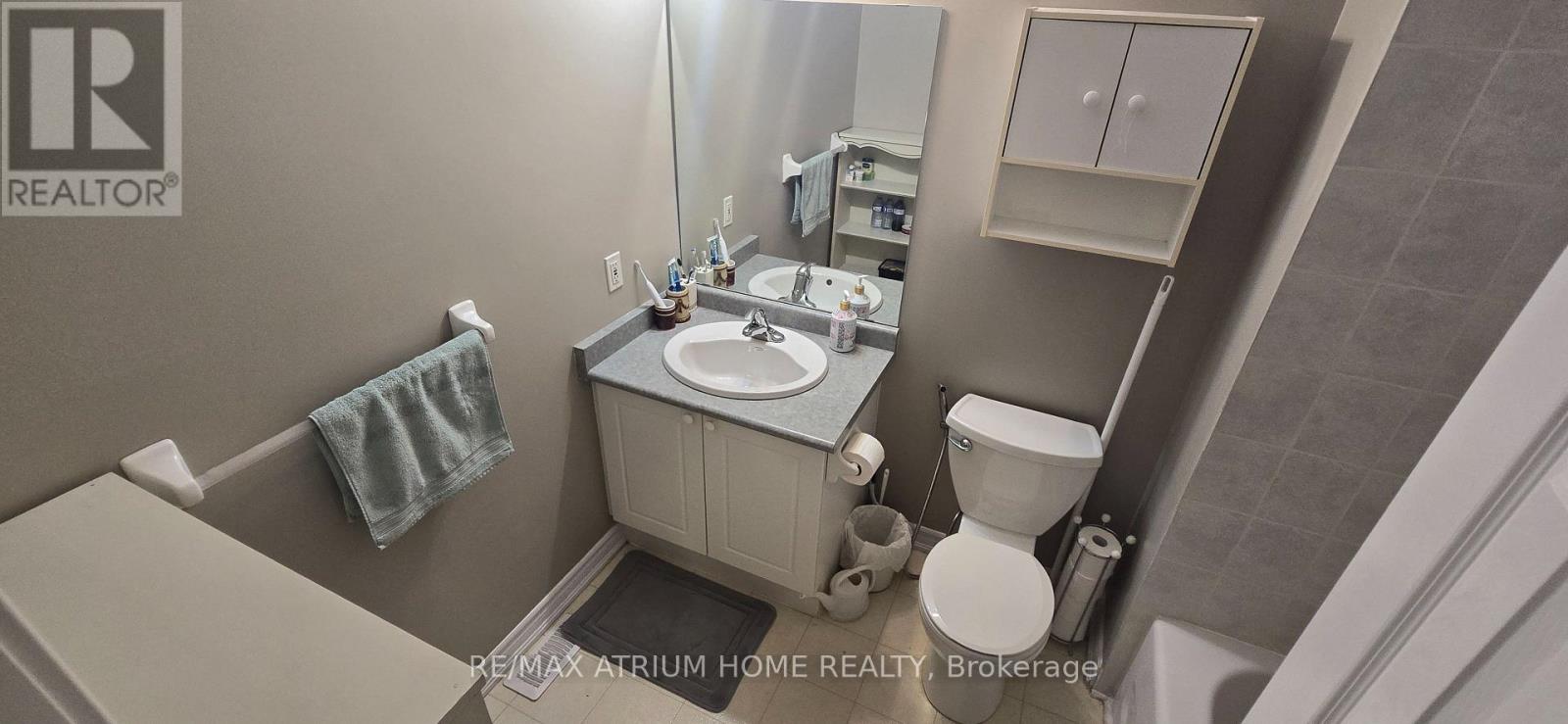 431 Drew Street Property Photo 25