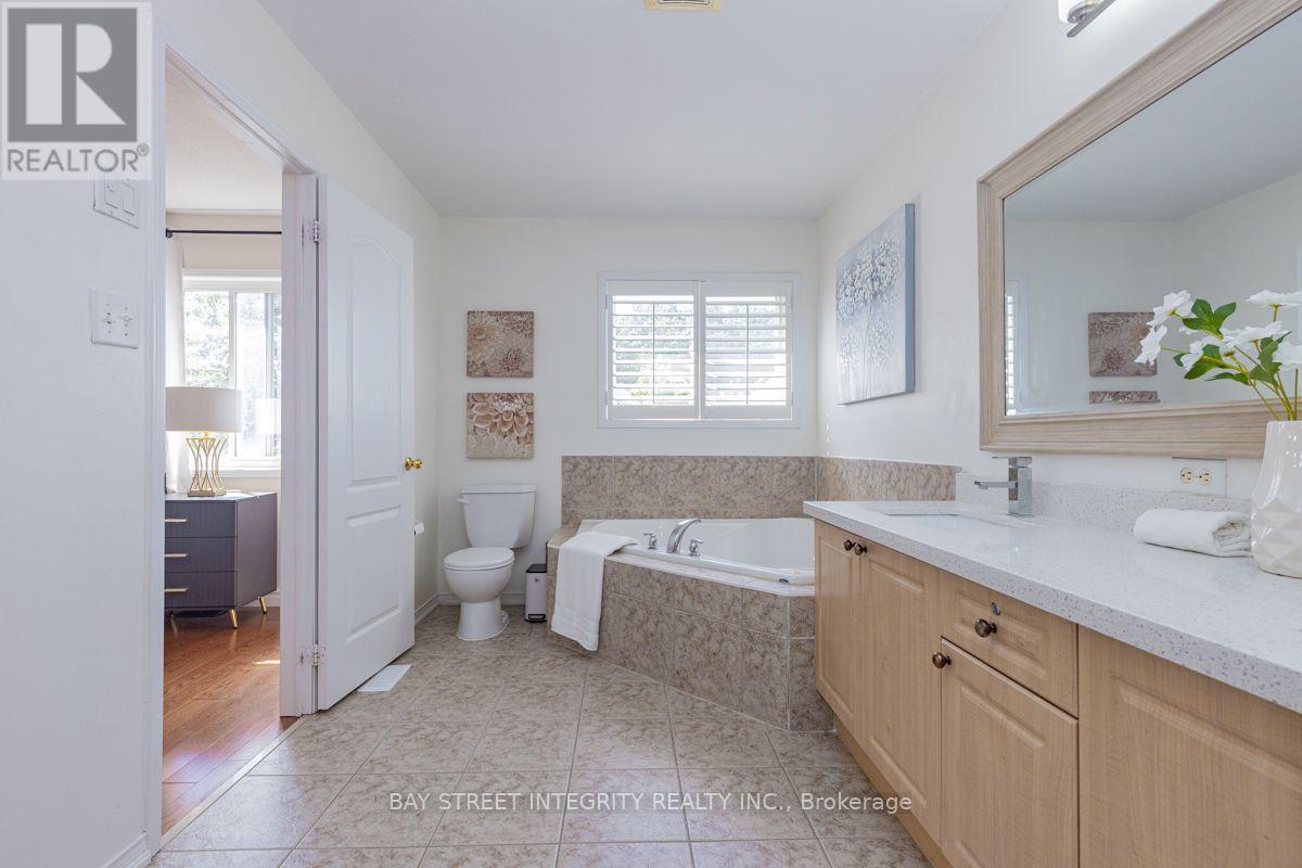 17 Weston Crescent Property Photo 20