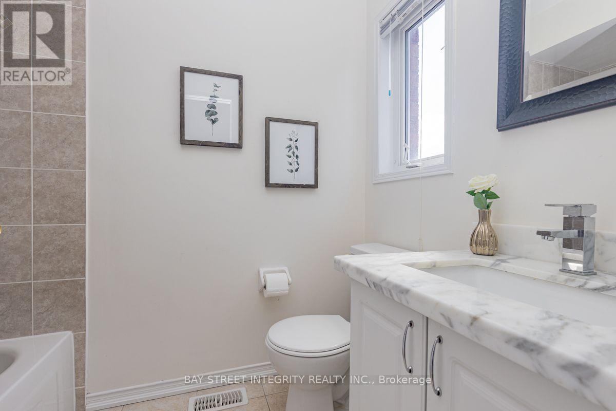 17 Weston Crescent Property Photo 29