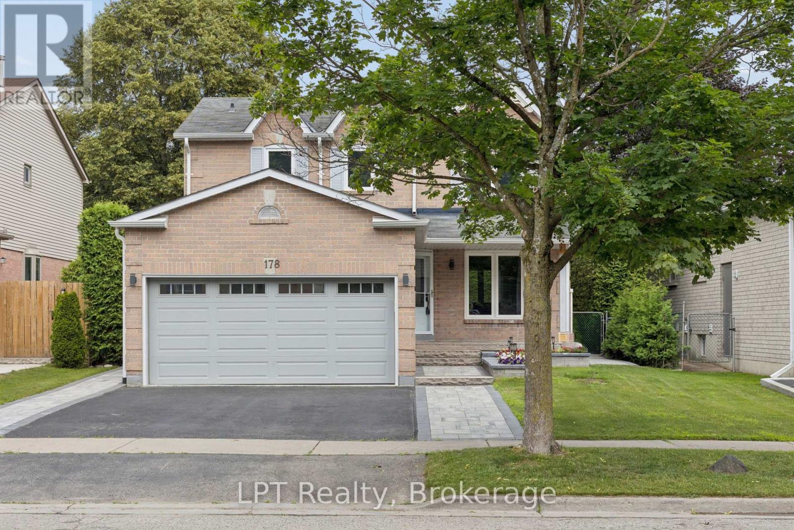 178 Sandringham Drive Property Photo 1