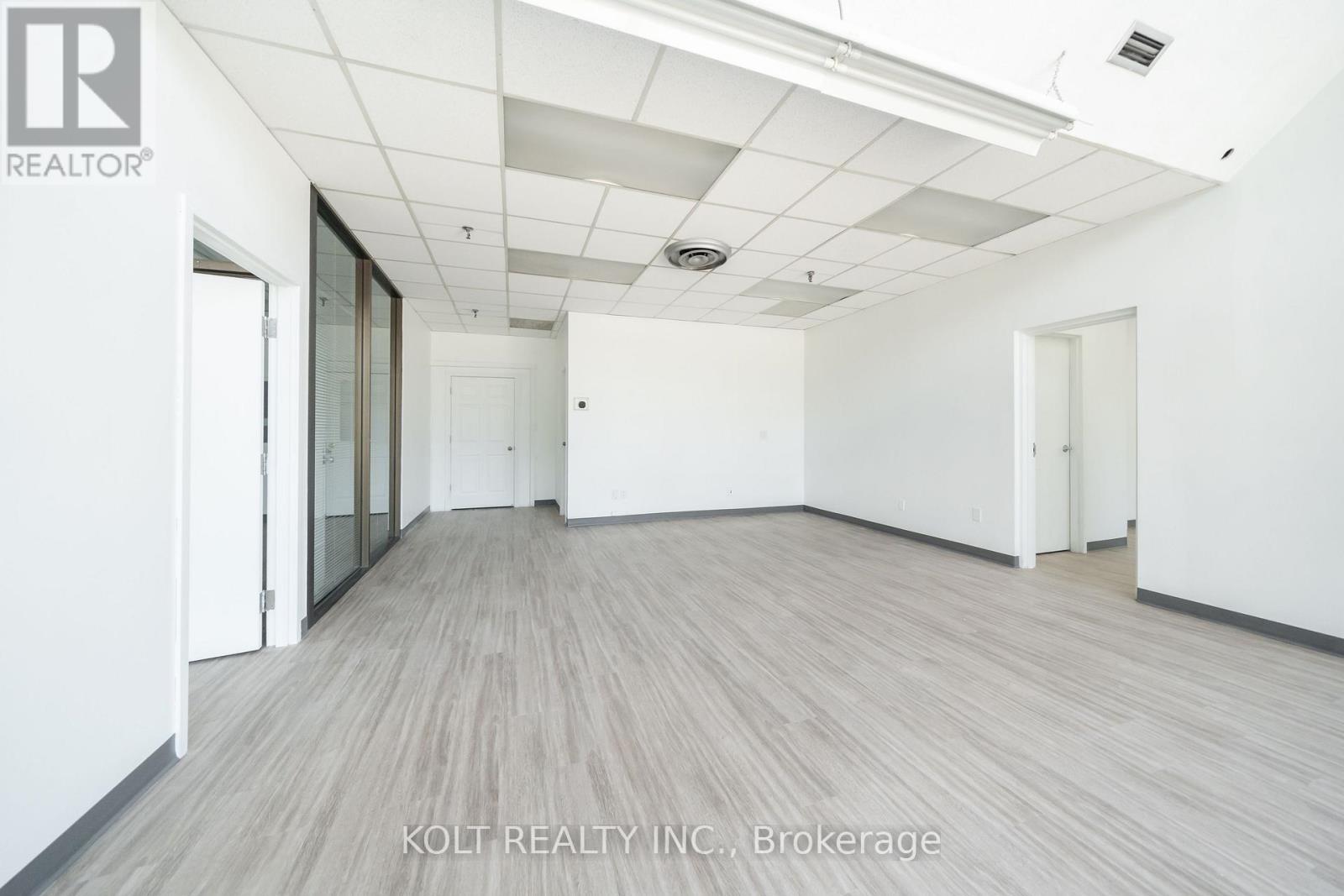 66 Novopharm Court Property Photo 3