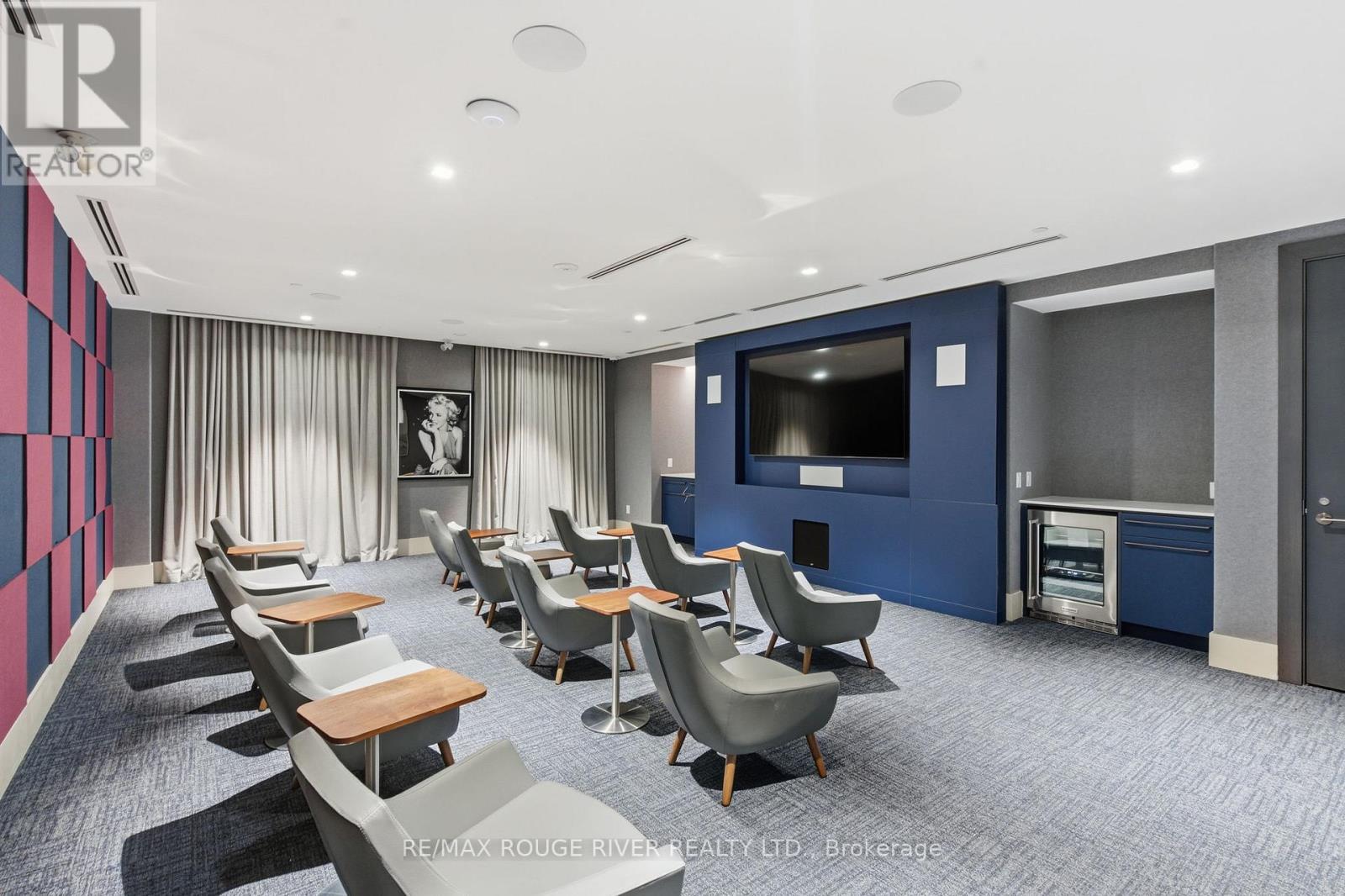 2321 - 2545 Simcoe Street N Property Photo 29