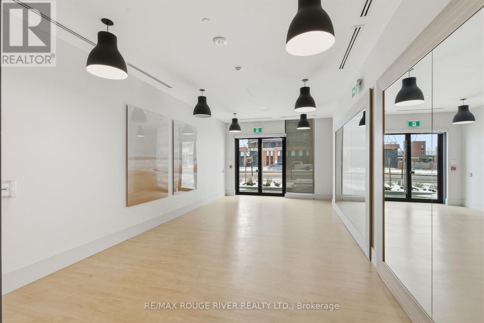 2321 - 2545 Simcoe Street N Property Photo 42