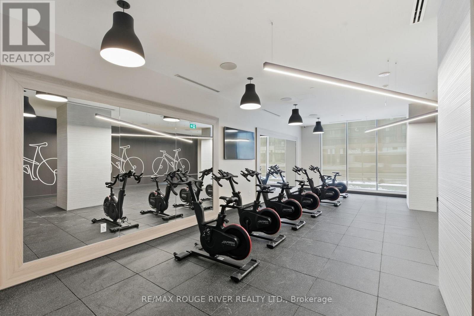 2321 - 2545 Simcoe Street N Property Photo 44