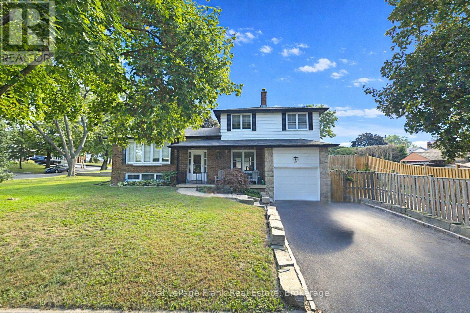 489 Crestwood Drive Property Photo 1