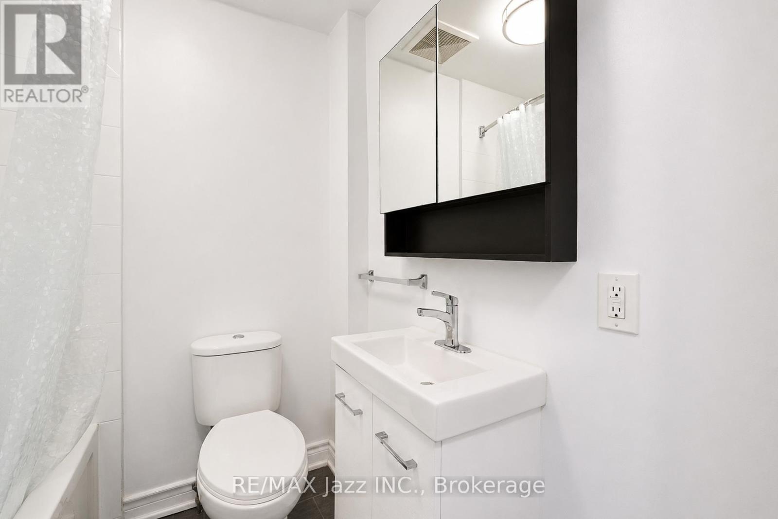 1 - 209 Stacey Avenue Property Photo 22