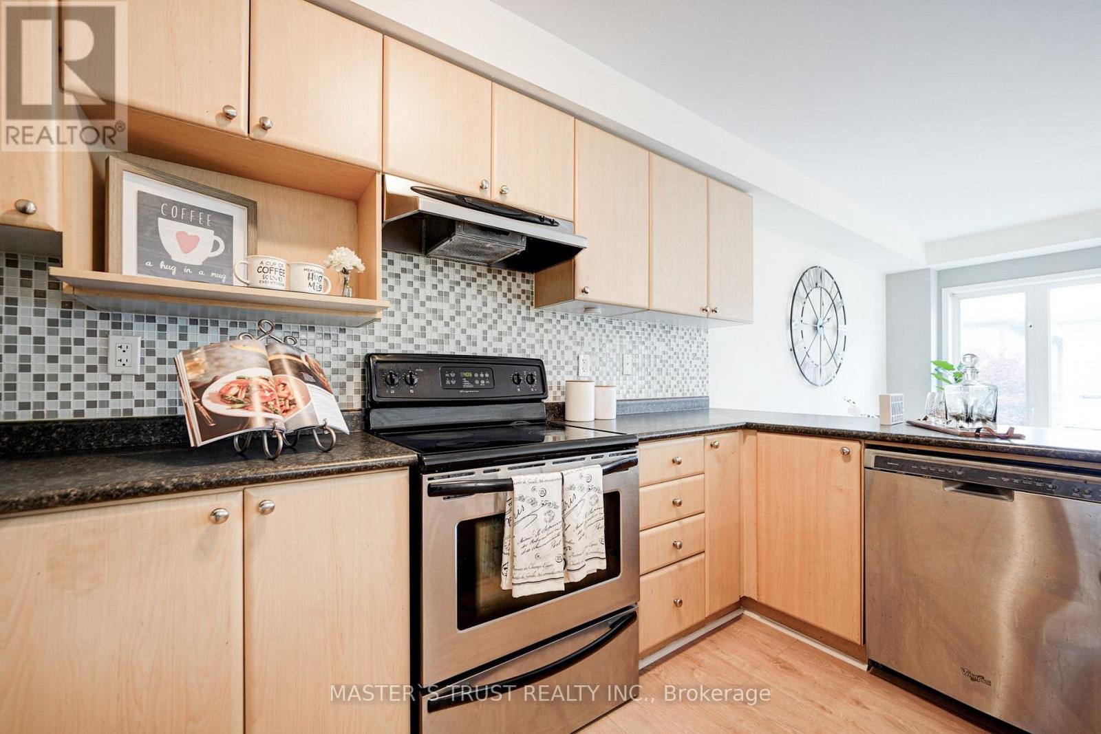 55 Bettina Place Property Photo 6