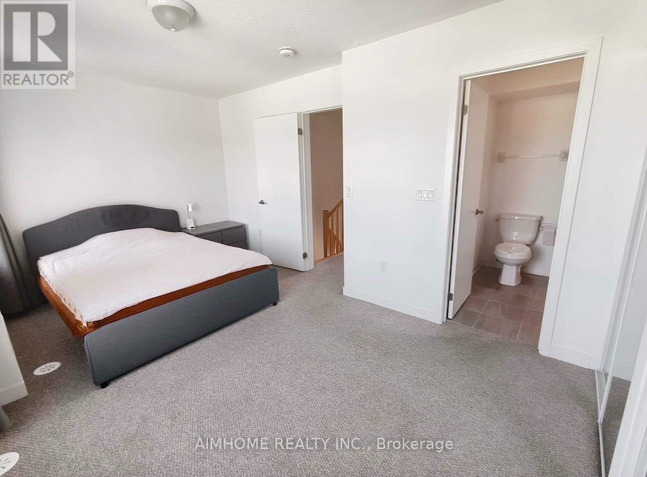 403 - 1525 Kingston Road Property Photo 11