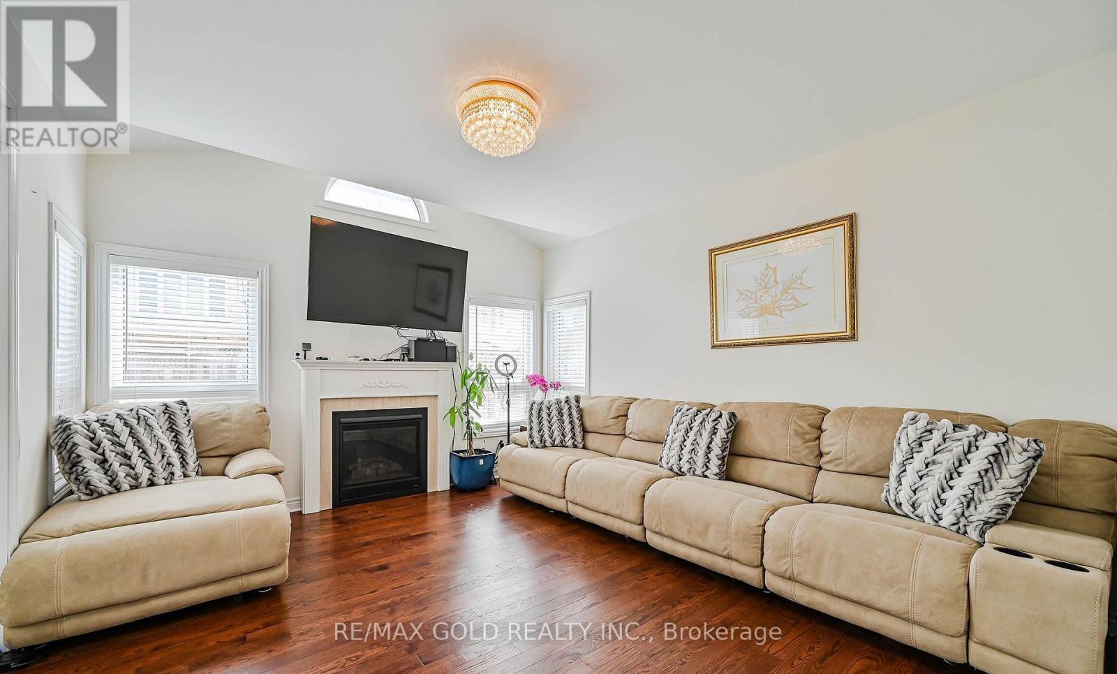 7 Bellotti Crescent Property Photo 7