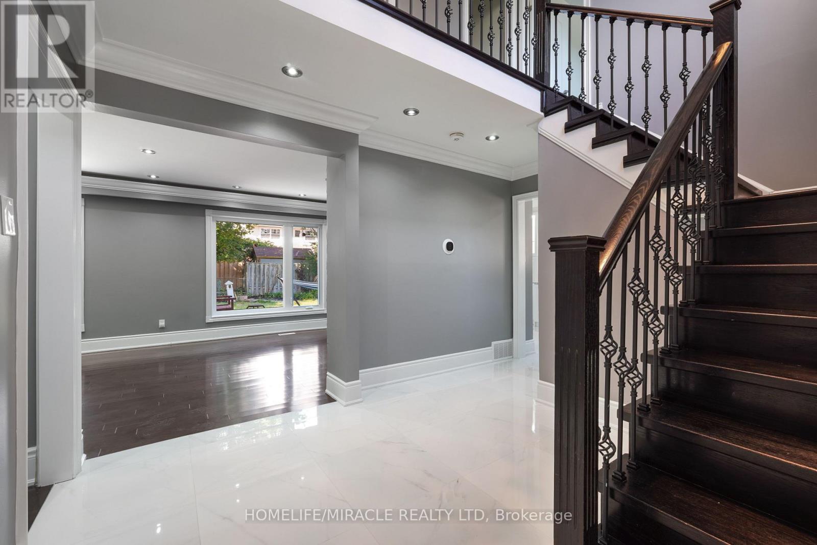 70 Cockburn Drive Property Photo 3