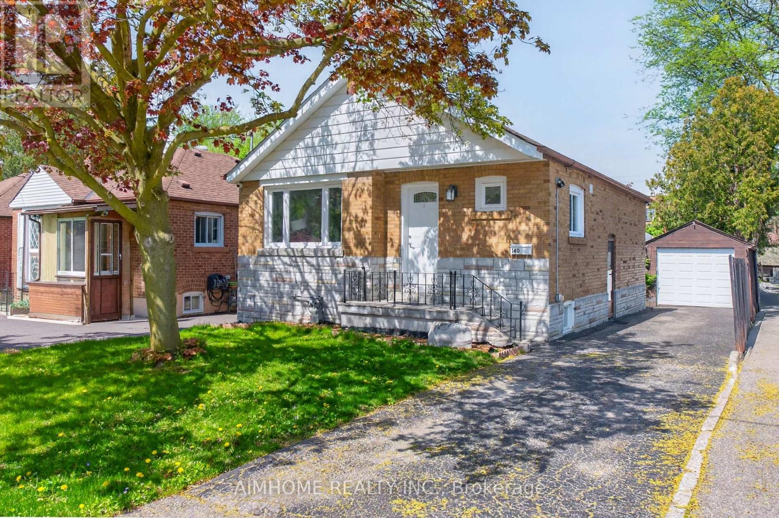 140 Meighen Avenue Property Photo 1