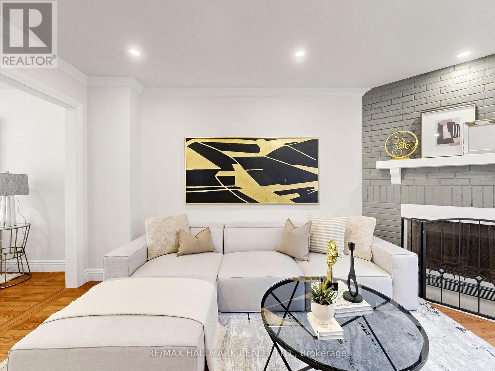 18 Howes Street Property Photo 7