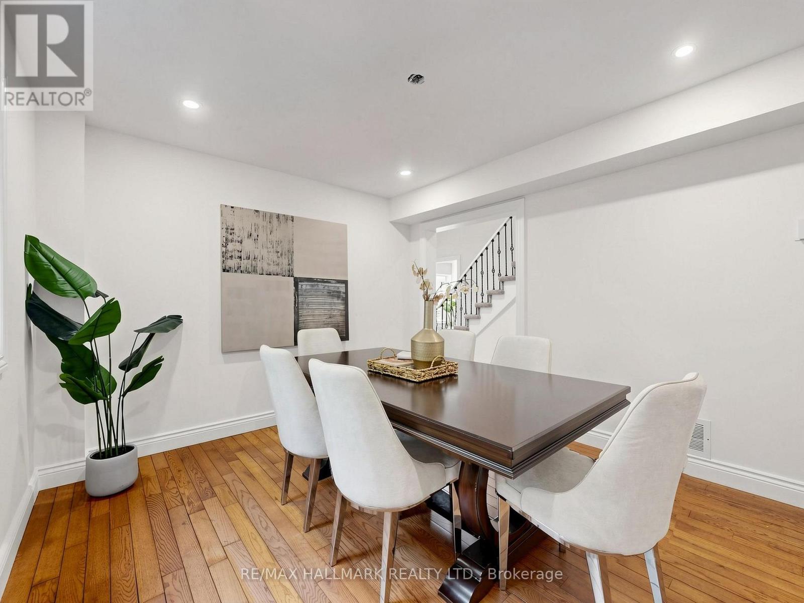 18 Howes Street Property Photo 10