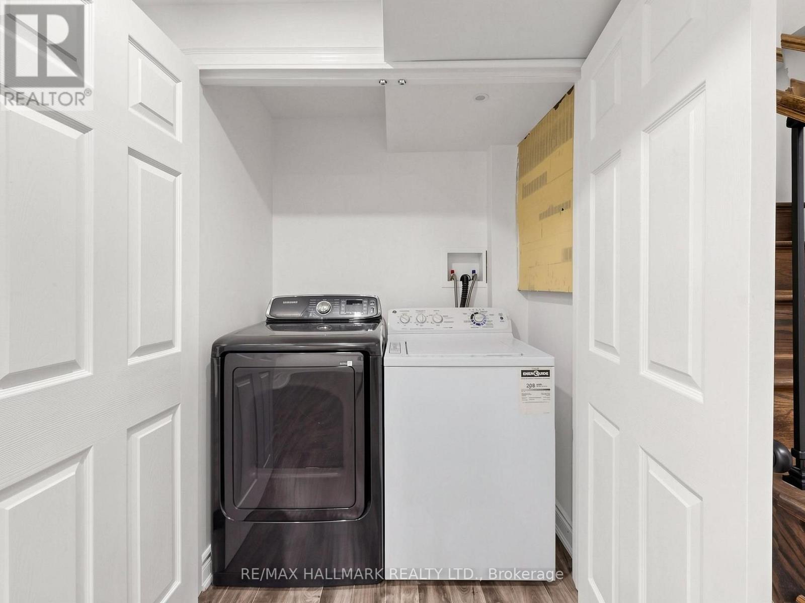 18 Howes Street Property Photo 42