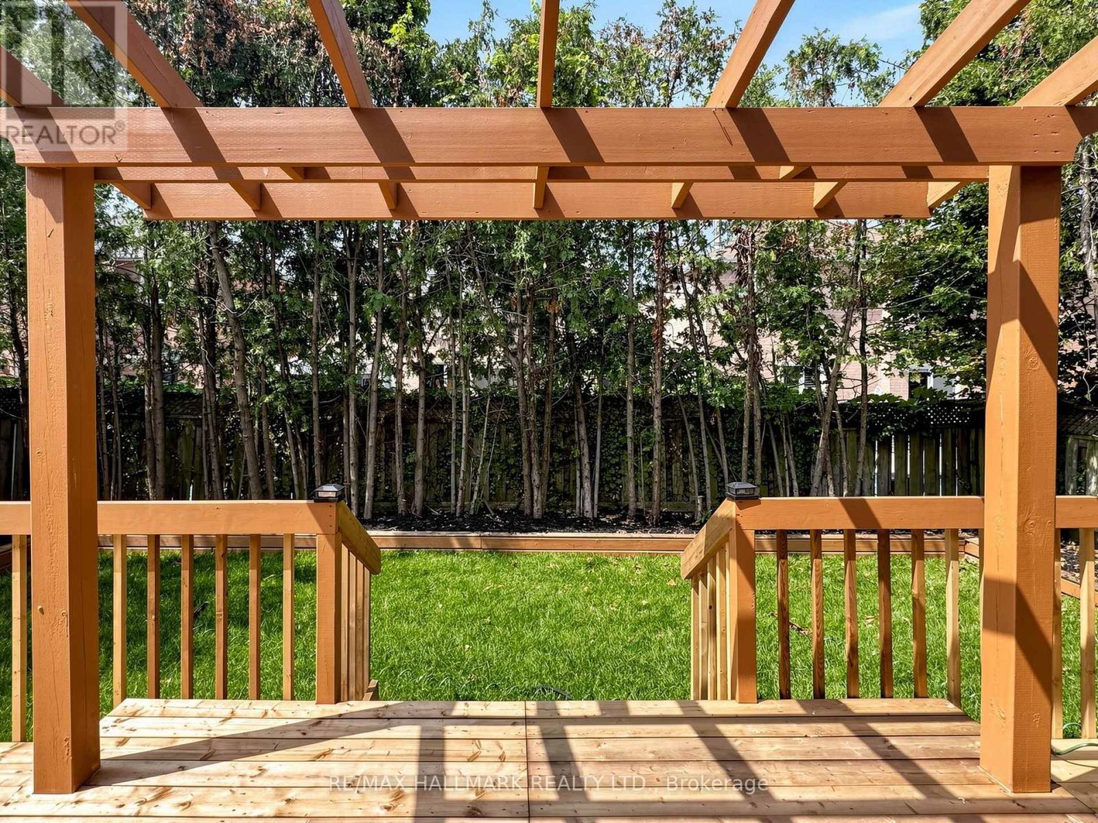 18 Howes Street Property Photo 45
