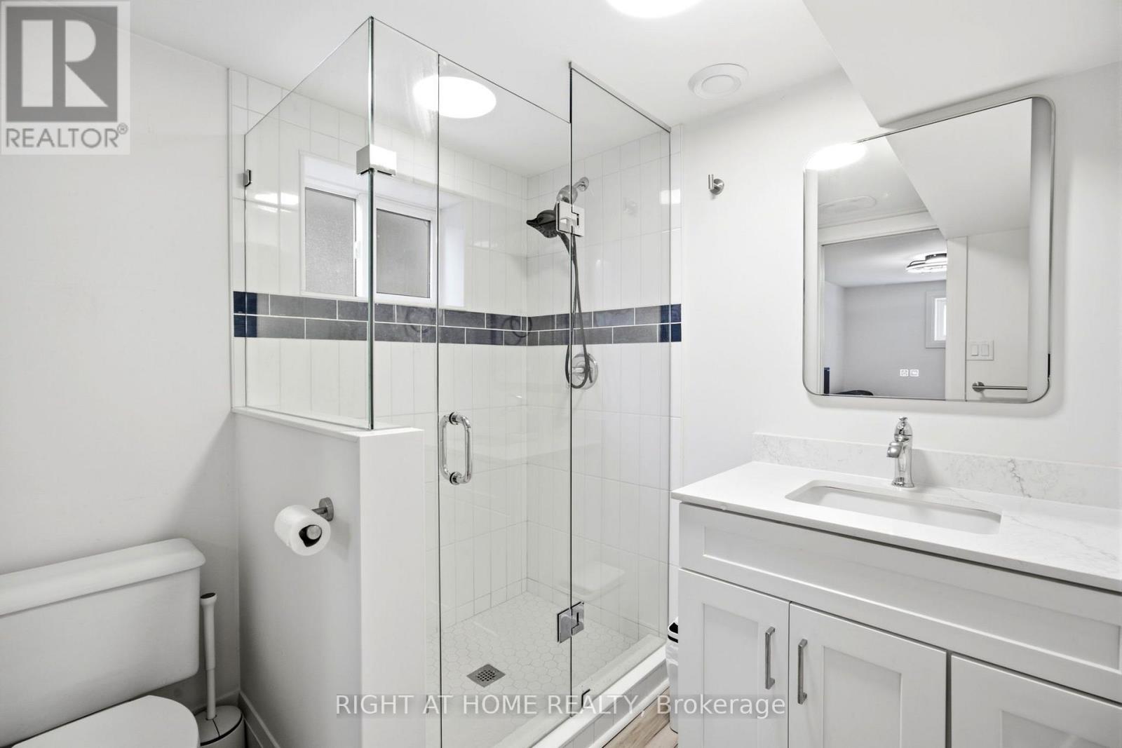 560 Tennyson Avenue Property Photo 38