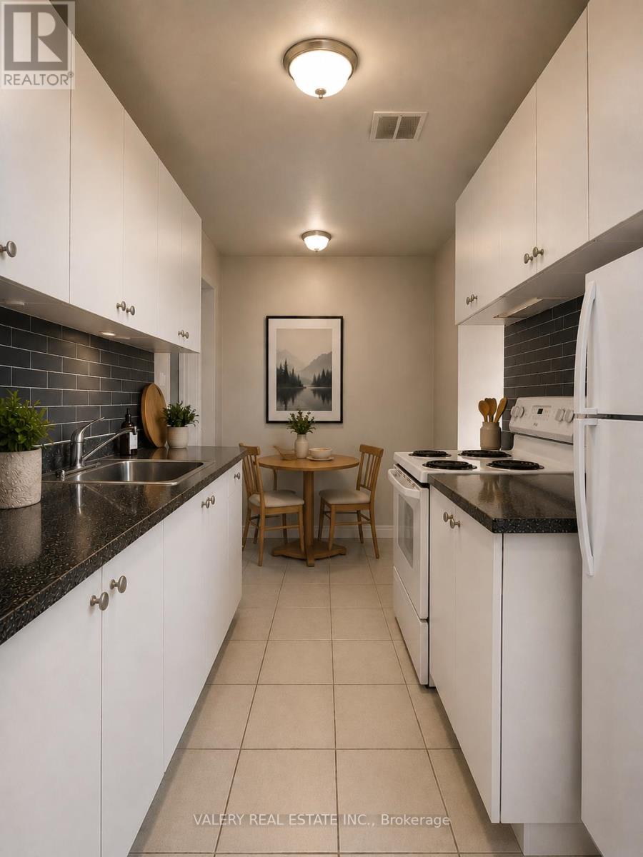 806 - 35 Confederation Drive Property Photo 2