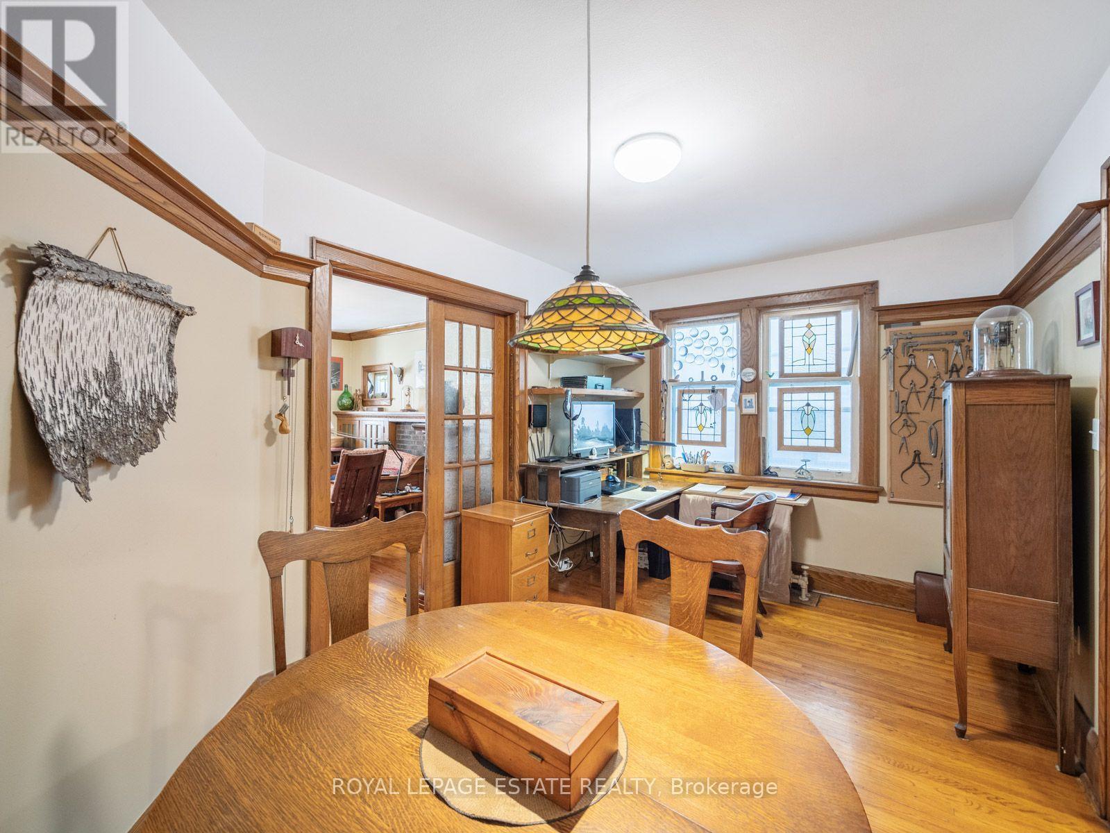 2275 Queen Street E Property Photo 19