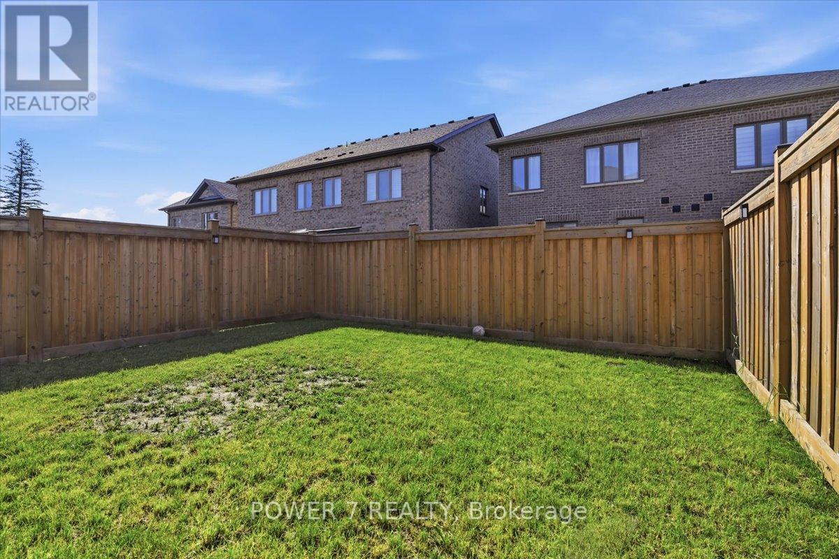 94 Conarty Crescent Property Photo 27